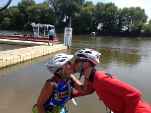 Kissing at the Mississippi